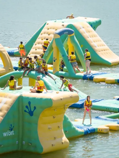 Aquapark géant avec restauration sur place à Ramonville Saint-Agne, Toulouse, Aquaparc Toulouse
