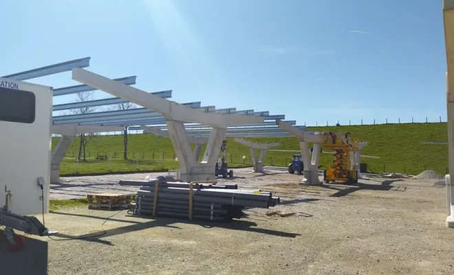agrandissement et couverture des parkings du lac avec des panneaux photovoltaïques, Toulouse, Aquaparc Toulouse