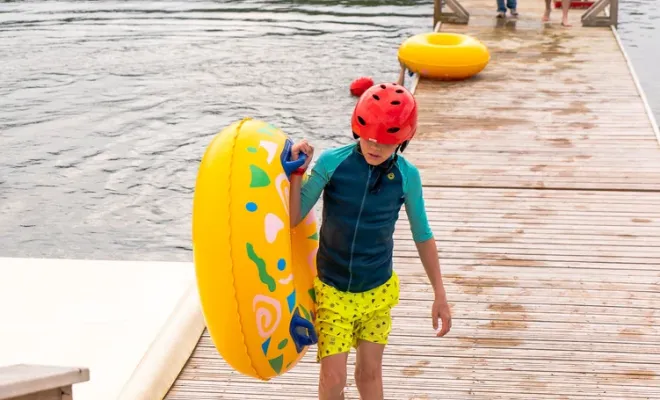 Waterjump et toboggans avec baignade surveillée gratuite près de Montauban, Toulouse, Aquaparc Toulouse